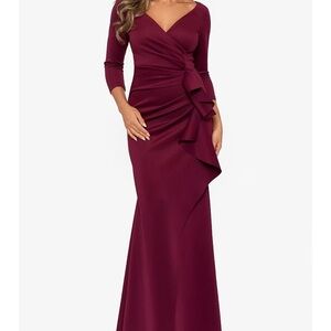 Stretch V-Neck 3/4 Sleeve Pleated Draped Gown